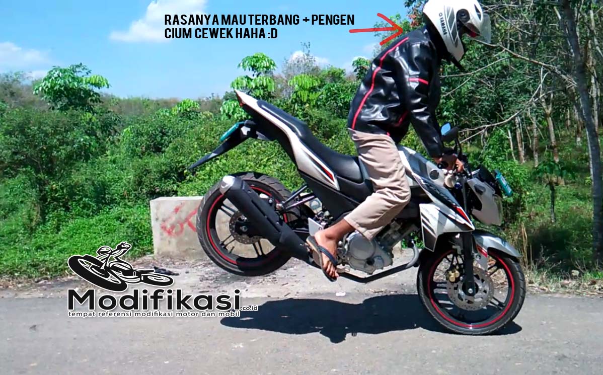 Vixion Modif Freestyle. Tips Belajar Stoppie Melakukan Freestyle Motor Indonesia Lengkap