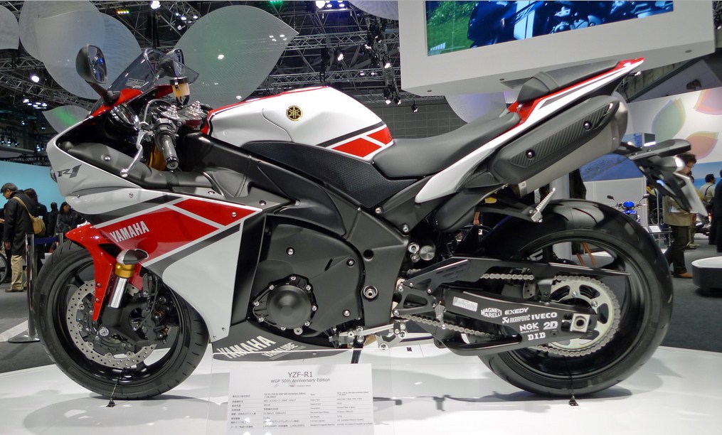 Kelebihan Motor Yamaha. 8 Keunggulan Motor Yamaha Yang Wajib Anda Ketahui