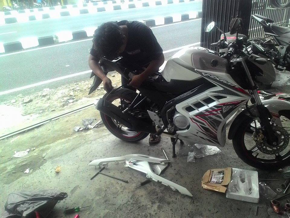 Cara Memperbaiki Motor Suzuki Smash. 3 Cara Memperbaiki Motor yang Mogok Gak Mau Hidup