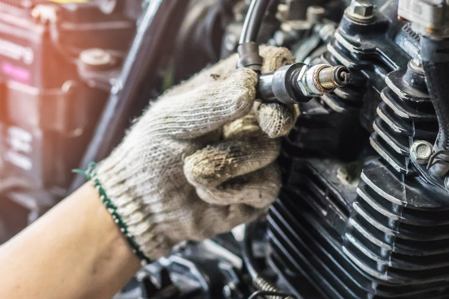 Warna Busi Motor 4 Tak. AHM: Begini Cara Mengetahui Kondisi Mesin Motor Lewat Busi
