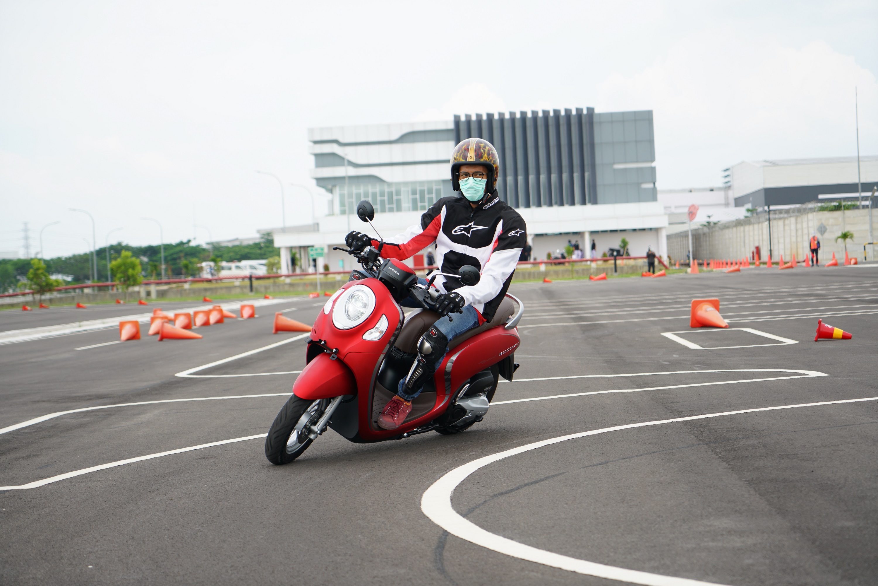 Penyebab Tarikan Scoopy Fi Berat. First Ride All New Honda Scoopy, Lincah dan Galak Tarikan Atasnya