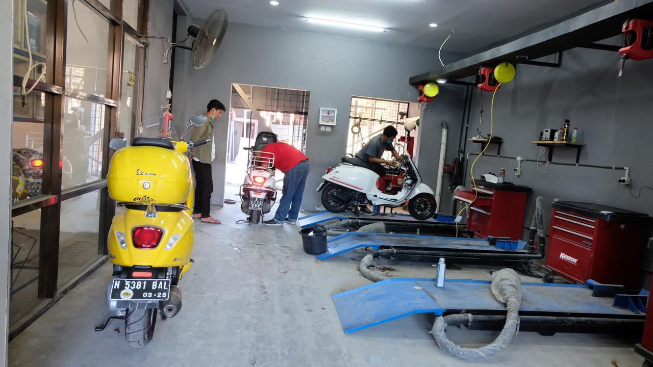 Cara Mengatasi Vespa Banjir. Vespa Matic Terendam Banjir? Jangan Khawatir, Atasi dengan Cara