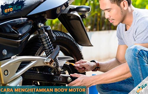 Cara Mengkilapkan Body Motor Dengan Bahan Sederhana. 15 Cara Menghitamkan Body Motor Kusam & Pudar Agar Mengkilap