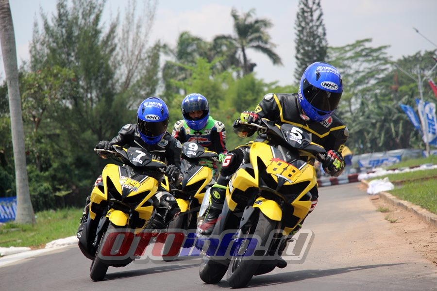 Helm Yang Cocok Buat Aerox 155. Final Yamaha Cup Race (YCR) 2018 Semarang : Dipakai Riders