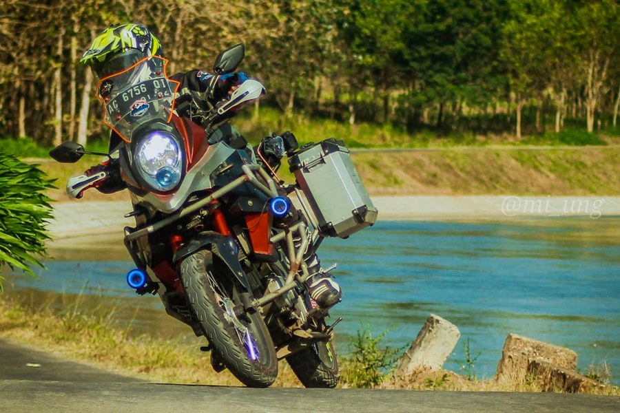 Modifikasi Vixion Adventure. Modifikasi Yamaha Vixion (2009): V-Strom Cah Blitar