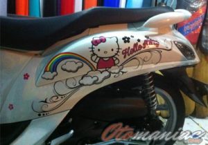 Cara Pasang Stiker Motor Full Body. √ 8 Cara Memasang Skotlet Di Body Motor Yang Benar dan Rapi