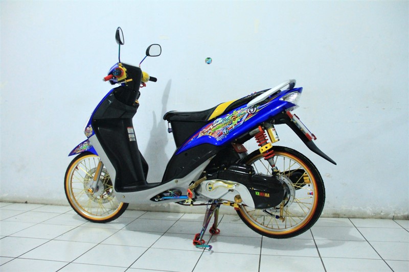 Modifikasi Mio Thai Look Style. Modifikasi Novice Thailook Style Yamaha Mio 2006