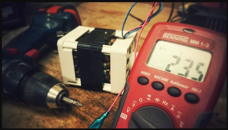 Cara Pemasangan Voltmeter Dan Amperemeter Pada Sebuah Rangkaian Yang Benar. Pengertian Amperemeter, Fungsi, Jenis dan Cara Memakainya