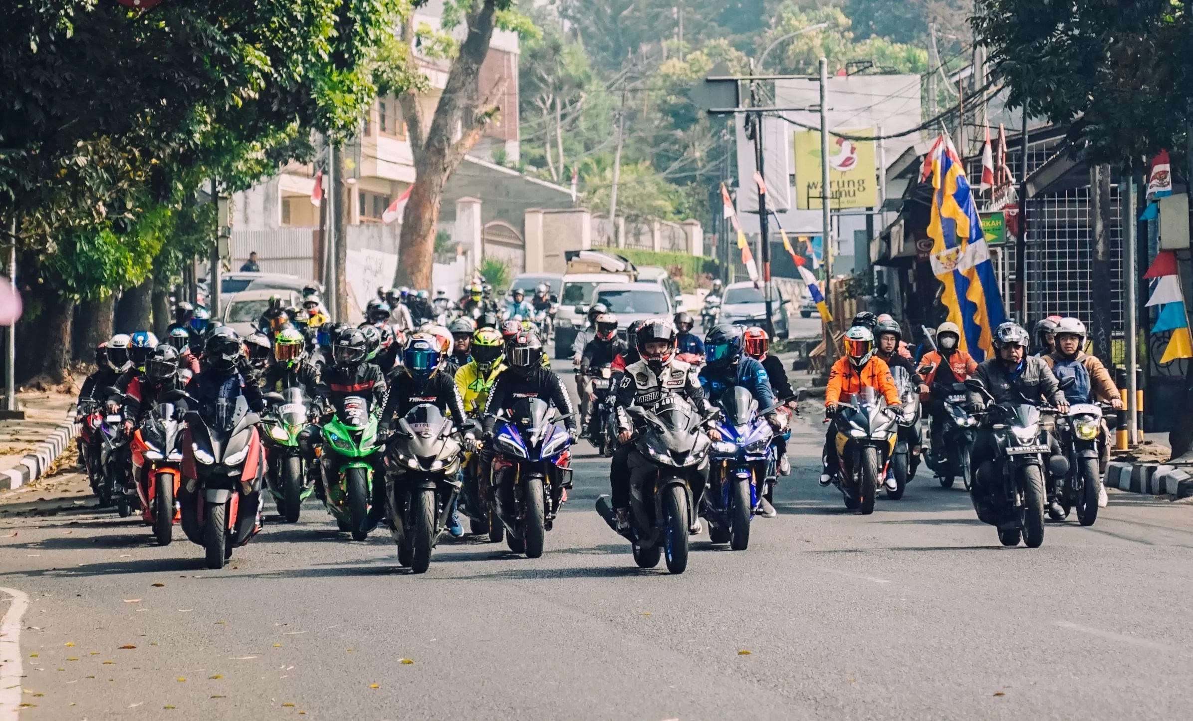 Motor Sport 250cc Terbaik. Motor 250 cc Terbaik Harian dan Sunmori