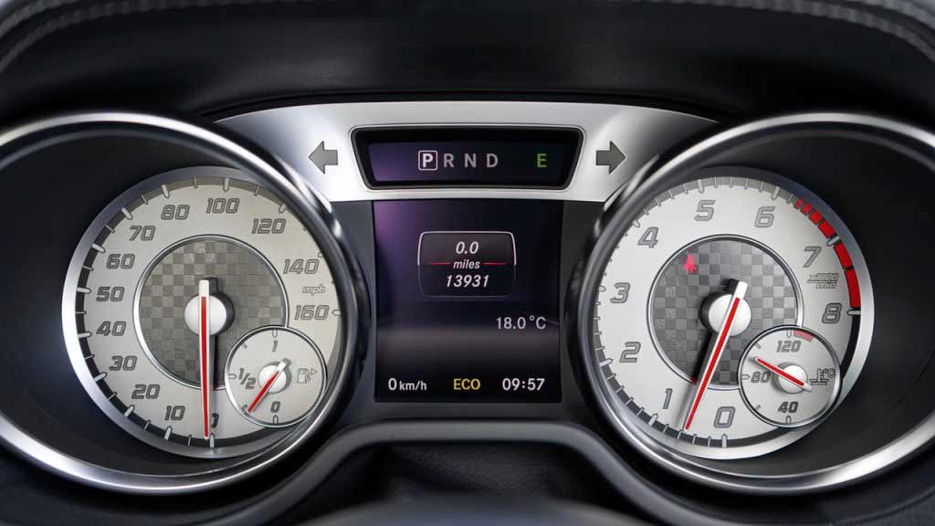 Lampu Speedometer Mati. Penyebab Lampu Speedometer Mobil Mati / Redup