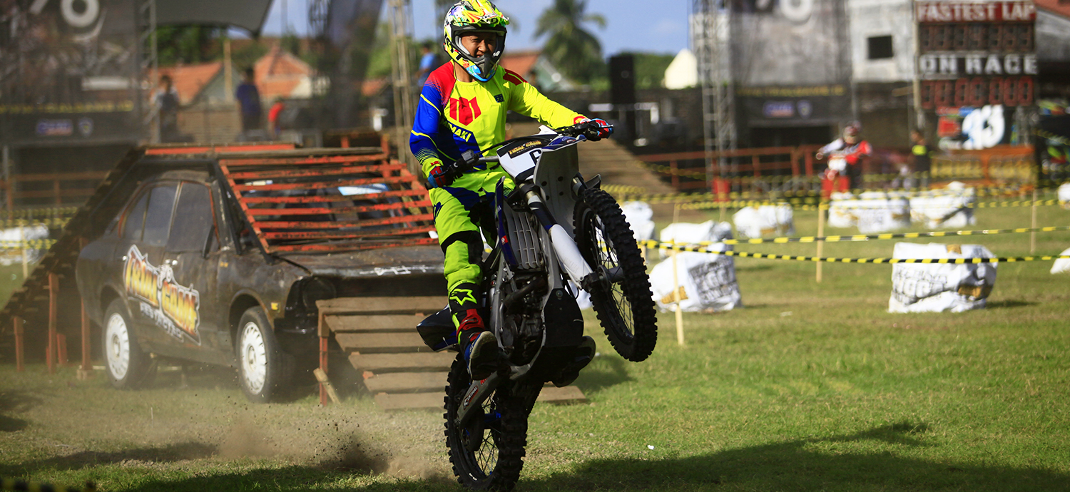 Cara Jumping Motor Trail. Cara Mudah Lakukan Wheelie