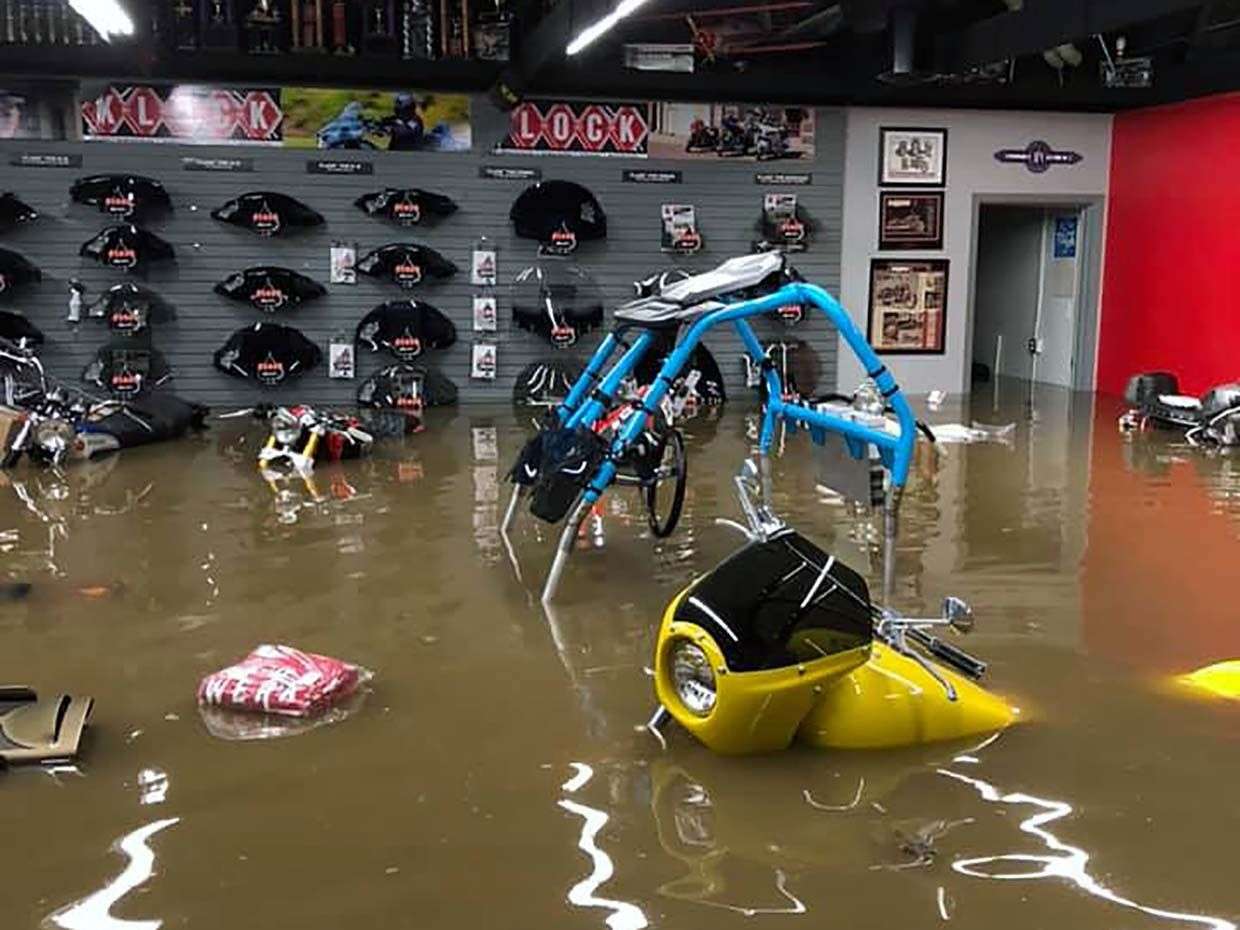 Cara Mengecek Motor Bekas. 7 Cara Cek Motor Bekas Banjir, Yang Belum Kamu Tahu!